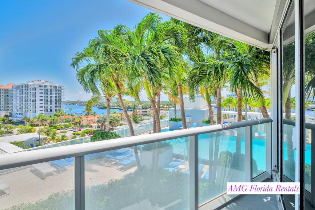 1 Bedroom With Ocean And City Views! 포트 로더데일 외부 사진