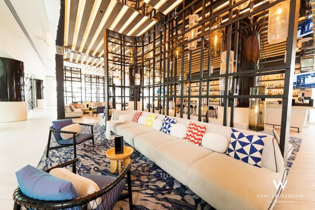 1 Bedroom With Ocean And City Views! 포트 로더데일 외부 사진